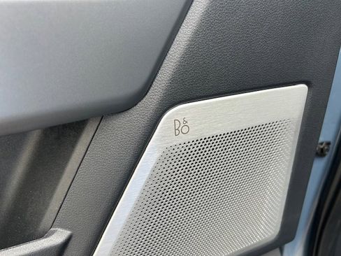 Used 2023 Ford F150 Lariat w/ Equipment Group 502A High AWD/4WD image 17