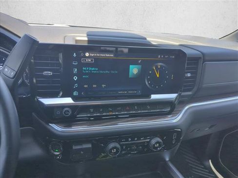Used 2026 Chevrolet Silverado 2500 LT w/ Trail Boss Package AWD/4WD image 9