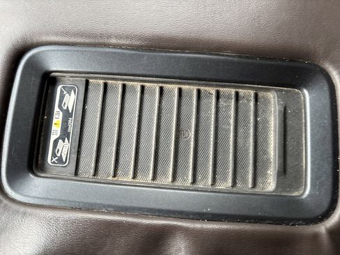 Used 2015 Chevrolet Suburban LTZ image 36