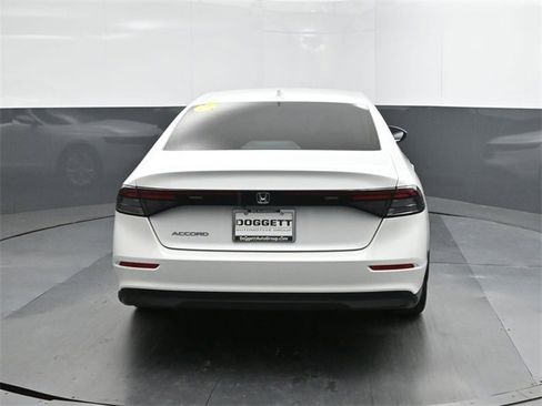 Used 2024 Honda Accord LX image 8