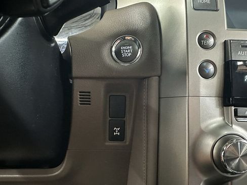 Used 2014 Lexus GX 460 w/ Premium Package AWD/4WD image 24