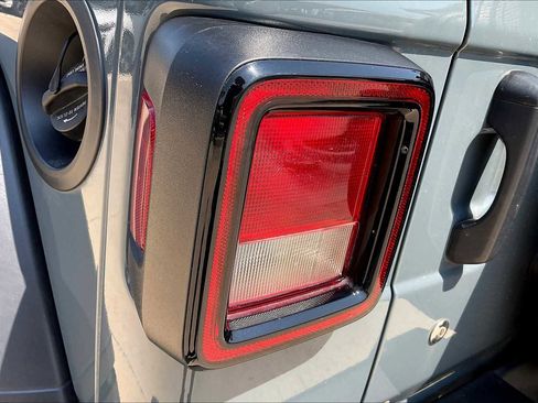 Used 2024 Jeep Wrangler Sport image 51