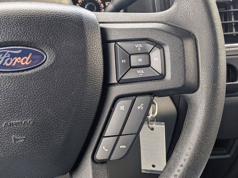 Used 2016 Ford F150 XLT RWD image 24