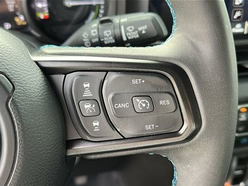 Used 2024 Jeep Wrangler Unlimited Rubicon 4xe AWD/4WD image 13