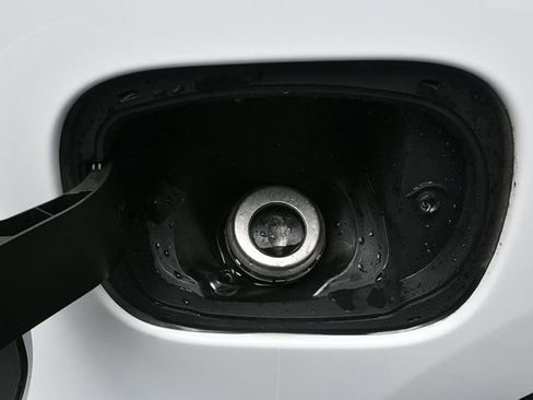 Used 2024 RAM 1500 Big Horn image 14