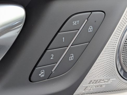 New 2026 Buick Enclave Avenir w/ Super Cruise Package FWD image 23