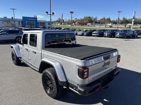 Used 2020 Jeep Gladiator Rubicon image 9