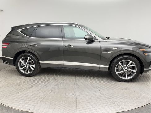 Certified 2026 Genesis GV80 2.5T Advanced AWD/4WD image 9
