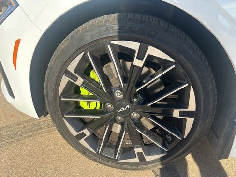 Used 2025 Kia K5 GT image 9