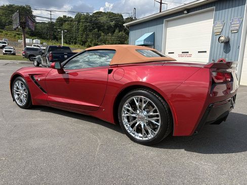 Used 2014 Chevrolet Corvette Stingray Convertible w/ 2LT Preferred Equipment Group RWD image 3