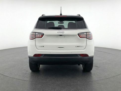 Used 2025 Jeep Compass Limited AWD/4WD image 7