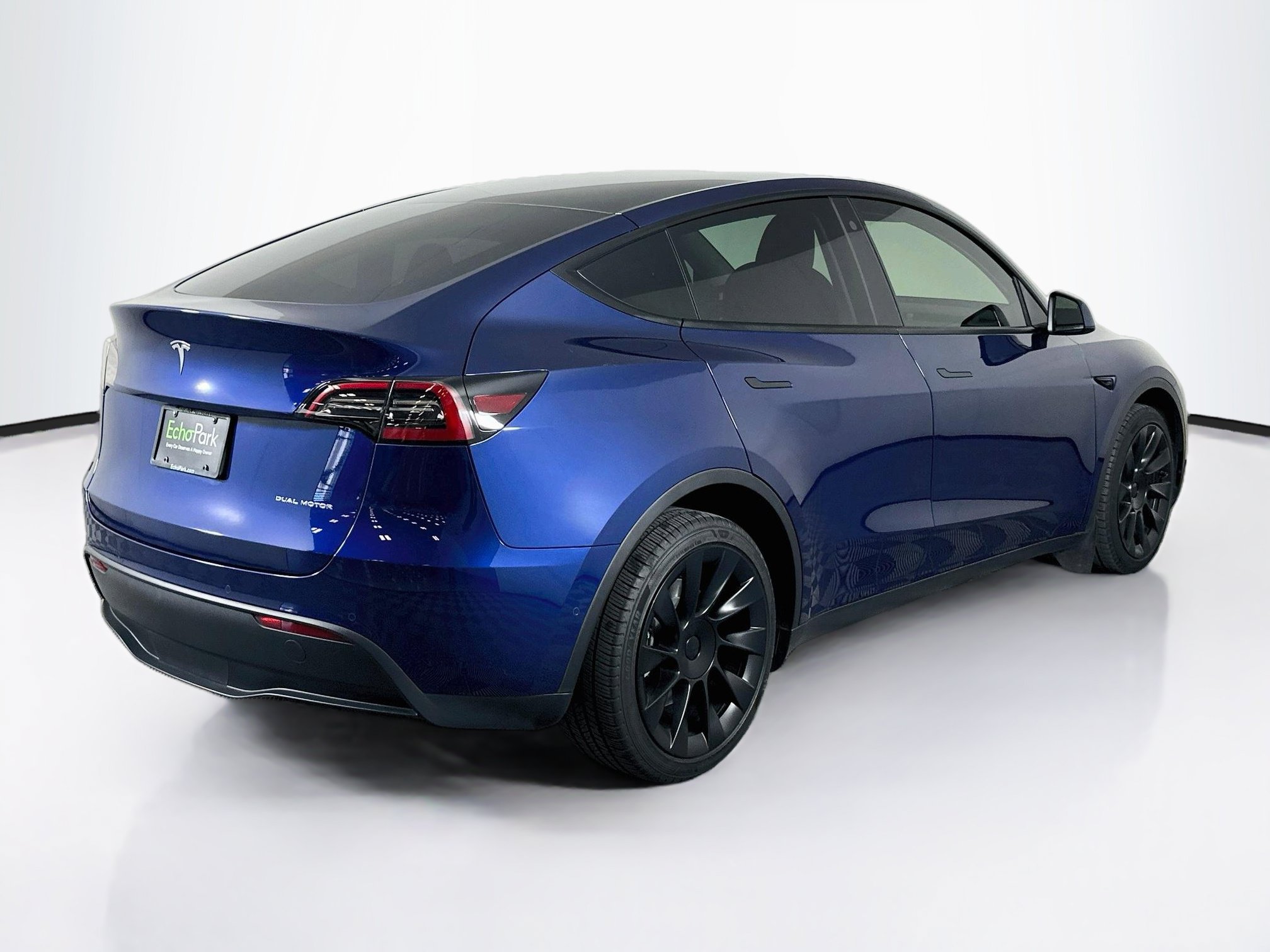 Used 2022 Tesla Model Y Long Range AWD/4WD image 9