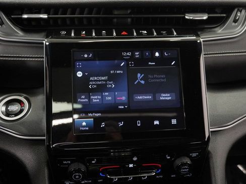 Certified 2023 Jeep Grand Cherokee Altitude image 29