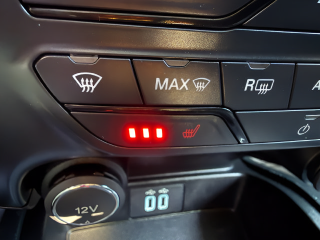 Used 2021 Ford Ranger Lariat w/ FX4 Off-Road Package AWD/4WD image 11