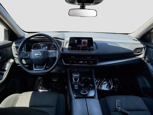 Used 2025 Nissan Rogue SV AWD/4WD image 24