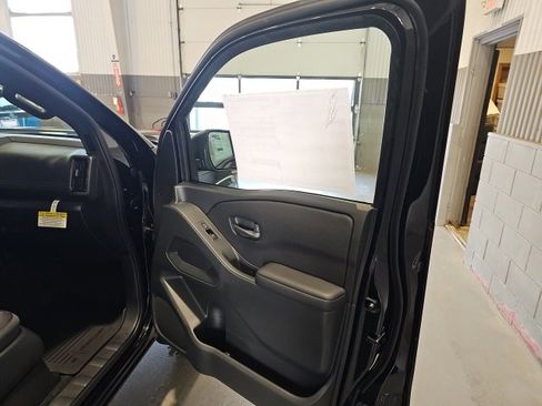 New 2026 Nissan Frontier SV image 27