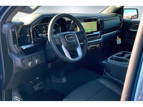 New 2026 GMC Sierra 1500 Elevation image 7