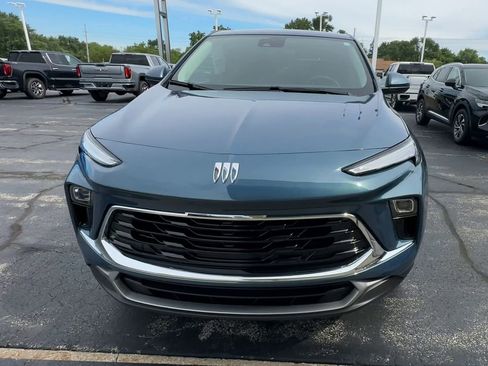 Certified 2024 Buick Encore GX Preferred image 3