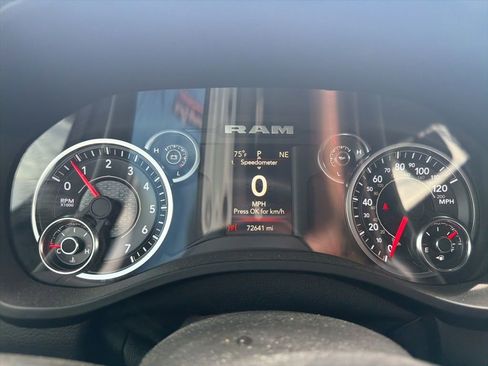 Used 2021 RAM 1500 Big Horn AWD/4WD image 16