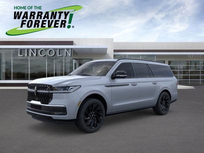 New 2025 Lincoln Navigator L Reserve w/ Jet Appearance Package