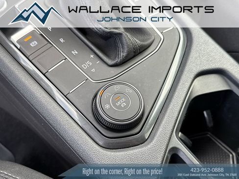 Used 2020 Volkswagen Tiguan SE w/ Panoramic Sunroof Package AWD/4WD image 29