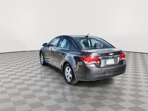 Used 2014 Chevrolet Cruze LT w/ Technology Package image 6