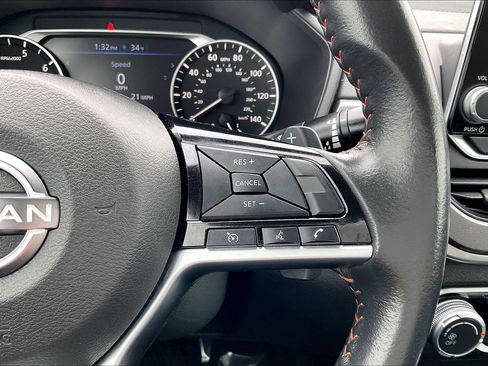 Used 2023 Nissan Altima 2.5 SR image 11