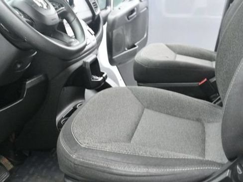 Used 2023 RAM ProMaster 2500 FWD image 17
