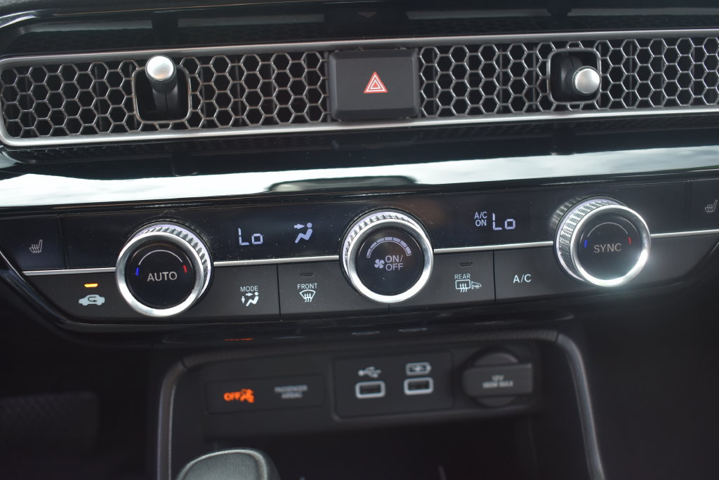 Used 2022 Honda Civic Touring image 28