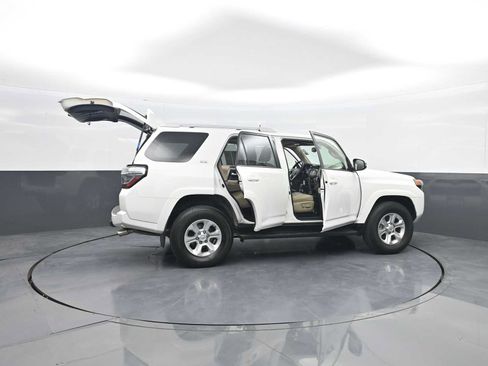 Used 2015 Toyota 4Runner SR5 Premium AWD/4WD image 49