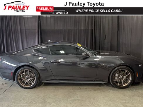 Used 2024 Ford Mustang GT Premium image 27