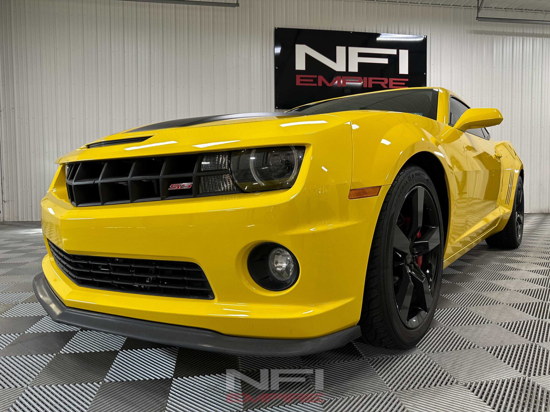 Used 2011 Chevrolet Camaro SS w/ RS Package RWD image 13