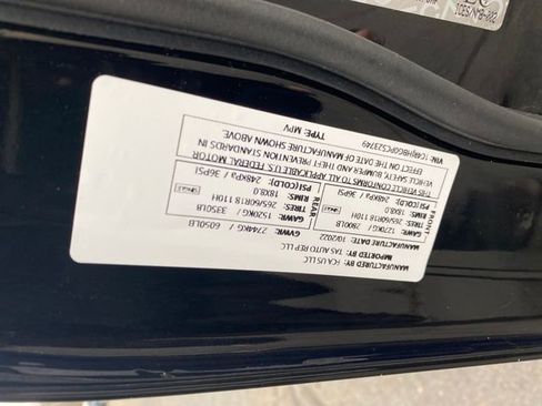 Used 2023 Jeep Grand Cherokee Limited AWD/4WD image 24