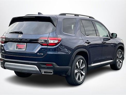 Used 2024 Honda Pilot Elite image 13