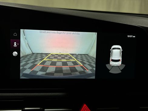 Used 2024 Kia Niro EX Touring FWD image 22