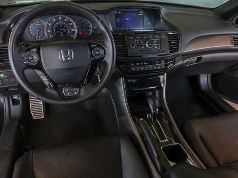 Used 2017 Honda Accord Sport Special Edition image 24