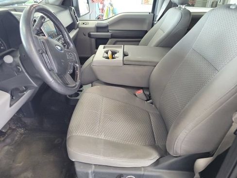 Used 2016 Ford F150 XLT w/ Equipment Group 302A Luxury AWD/4WD image 11