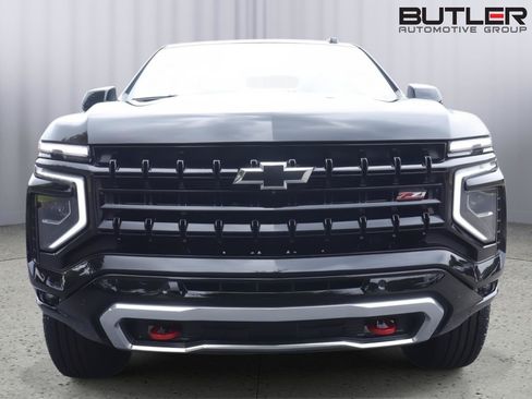 Used 2025 Chevrolet Tahoe Z71 w/ Comfort Package AWD/4WD image 2