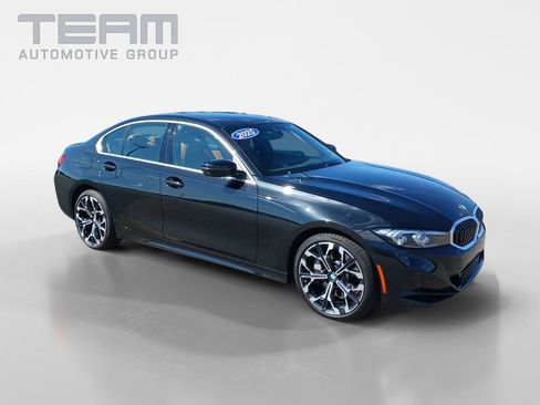 Used 2025 BMW 330i Sedan w/ Convenience Package RWD image 1