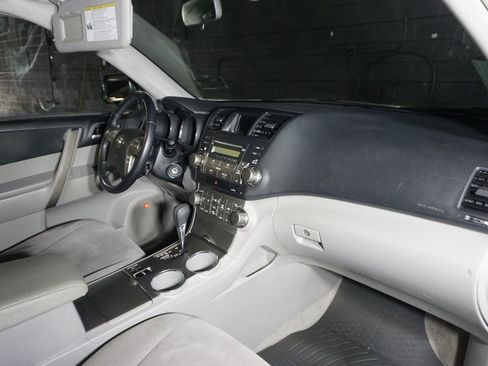 Used 2008 Toyota Highlander Sport AWD/4WD image 17