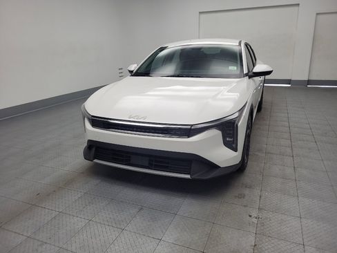 Used 2025 Kia K4 EX FWD image 15