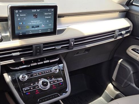 Used 2022 Lincoln Corsair FWD image 25