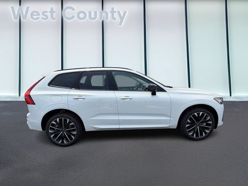 New 2026 Volvo XC60 B5 Ultra w/ Protection Package Premier AWD/4WD image 2