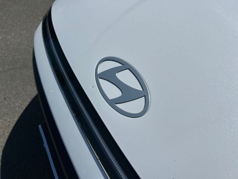 Used 2025 Hyundai Sonata SEL FWD image 35