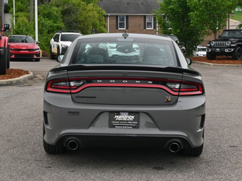 Used 2023 Dodge Charger Scat Pack w/ Technology Group RWD image 9