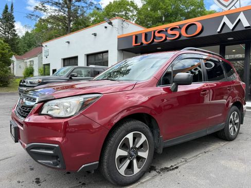 Used 2017 Subaru Forester 2.5i w/ Alloy Wheel Package AWD/4WD image 2