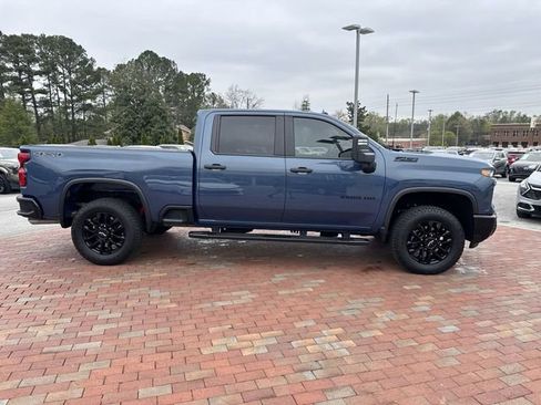 Used 2025 Chevrolet Silverado 2500 Custom w/ Custom Value Package AWD/4WD image 32