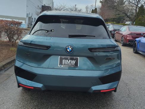 Used 2025 BMW iX M60 image 11