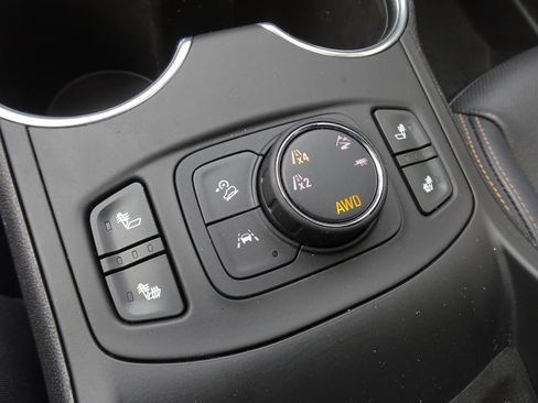 Used 2018 GMC Terrain SLT w/ Preferred Package image 17