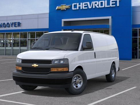 New 2026 Chevrolet Express 2500 w/ Driver Convenience Package RWD image 6
